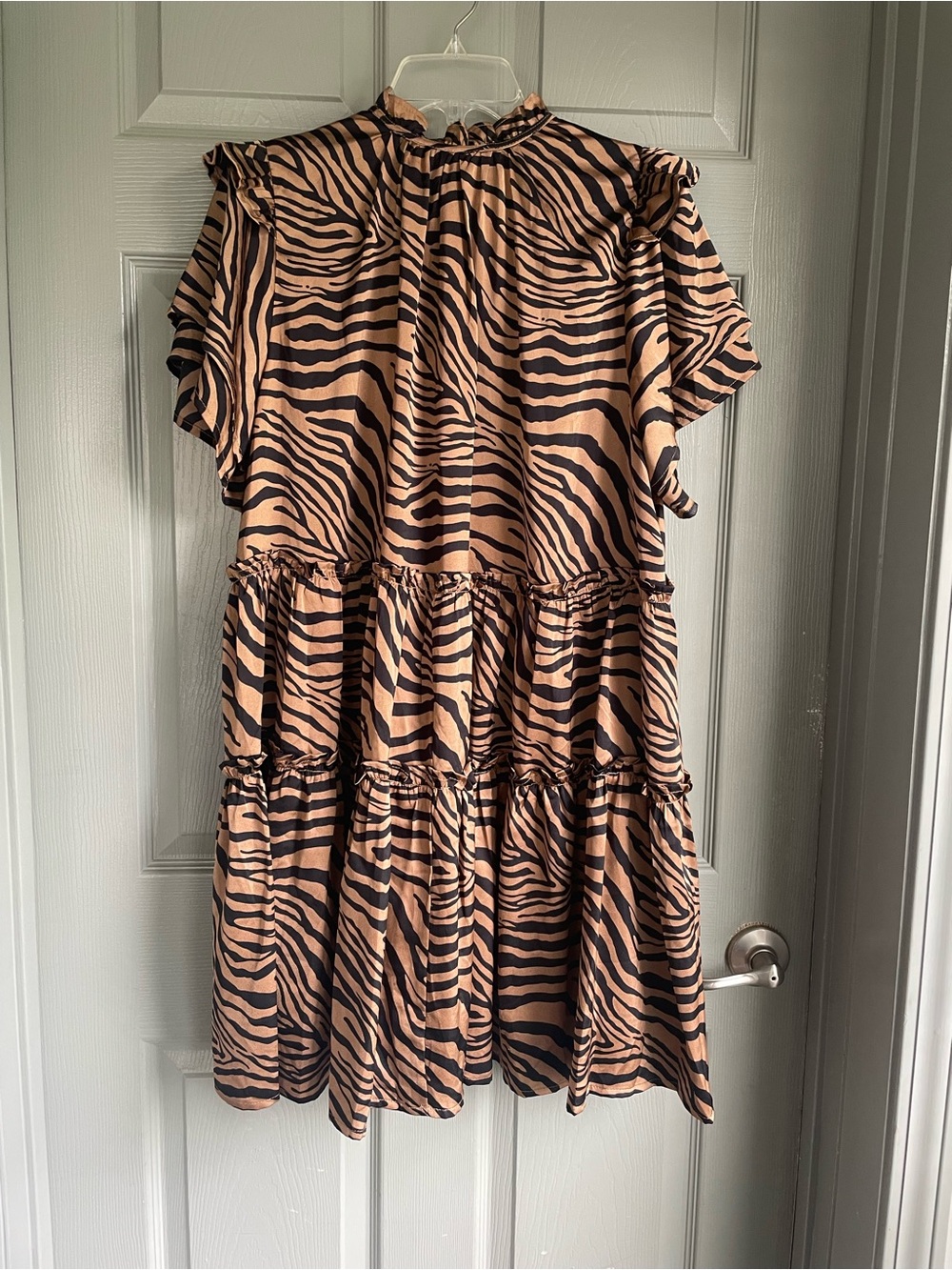 Tiered Tiger Print Mini Dress in Tan & Black Curvy Plus Size XL - Picture 6 of 12